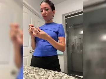 Gatita-14  live sex cam