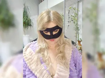 LOVEMENOW23  live sex cam