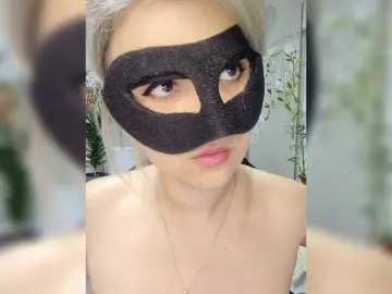 LOVEMENOW23  live sex cam