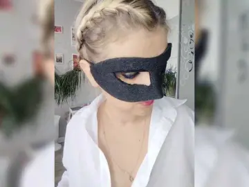 LOVEMENOW23  live sex cam
