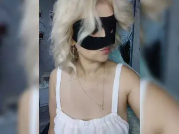 LOVEMENOW23  live sex cam