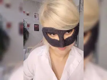 LOVEMENOW23  live sex cam