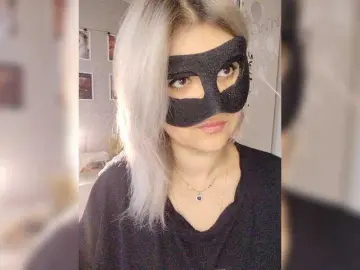 LOVEMENOW23  live sex cam