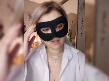 LOVEMENOW23  live sex cam