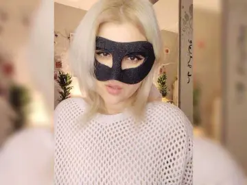 LOVEMENOW23  live sex cam