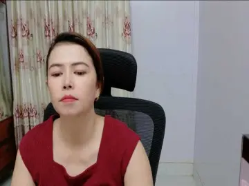 Lindahot69  live sex cam