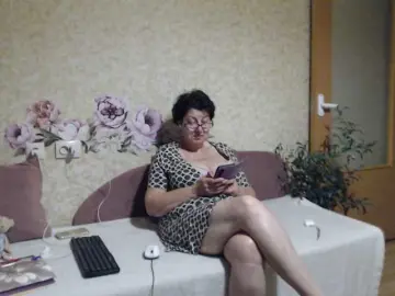 NINA-RICCI  live sex cam