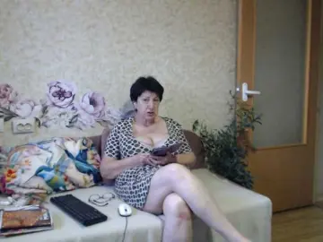 NINA-RICCI  live sex cam