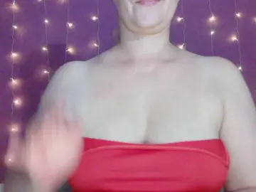 SoftMoon  live sex cam