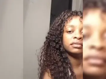 Zepily  live sex cam