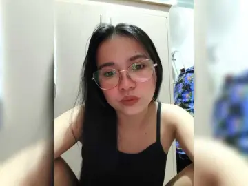 Itsmedyosa03  live sex cam