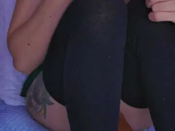 AlliciaKim  live sex cam