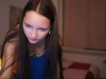 AnitaOcean18  live sex cam