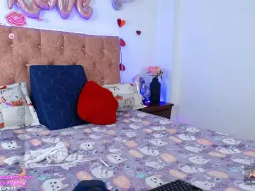 DaiyanCollins  live sex cam