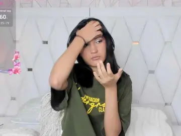 EmilyFord  live sex cam