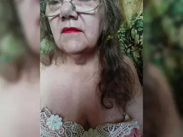 EmpressLady  live sex cam