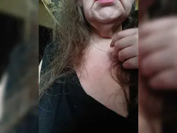 EmpressLady  live sex cam