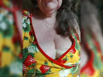 EmpressLady  live sex cam