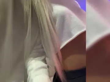 HollyPolly111  live sex cam