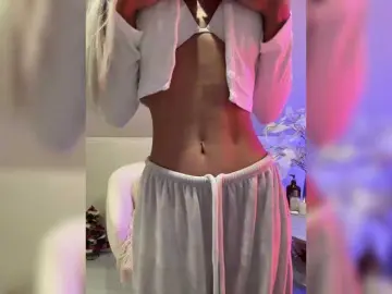 HollyPolly111  live sex cam