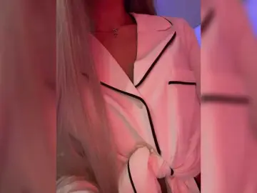 HollyPolly111  live sex cam