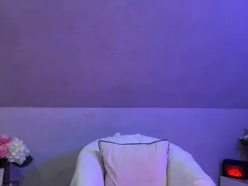 HollyPolly111  live sex cam