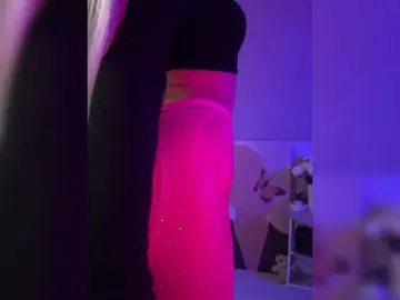 HollyPolly111  live sex cam