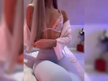 HollyPolly111  live sex cam