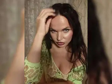 Kirakedi  live sex cam