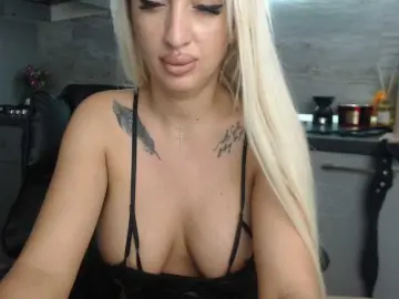 Mistresszora01  live sex cam