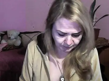 NinaKeil  live sex cam