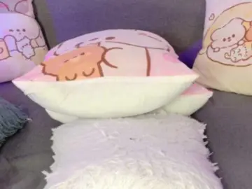 Lunitaa0  live sex cam
