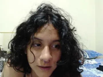 AlinaWoolf  live sex cam