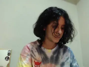 AlinaWoolf  live sex cam