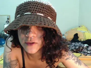 AlinaWoolf  live sex cam