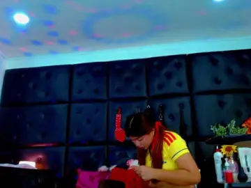 Clloelombaard  live sex cam