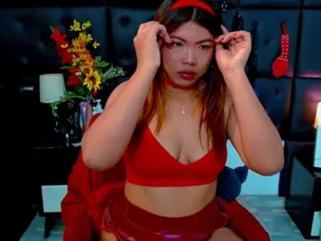 Clloelombaard  live sex cam
