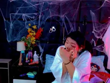 Clloelombaard  live sex cam