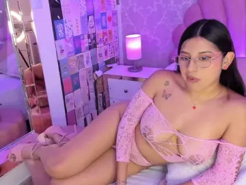 HoneyWoods  live sex cam