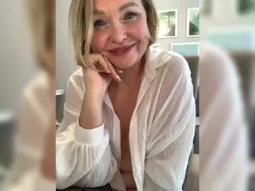 ILUBOVE  live sex cam