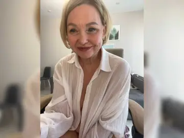 ILUBOVE  live sex cam