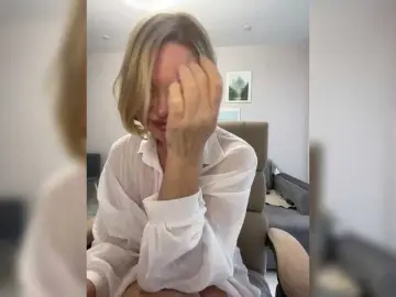 ILUBOVE  live sex cam