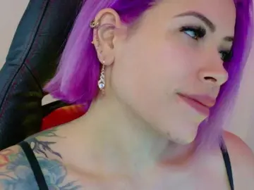 Ivypoison10  live sex cam