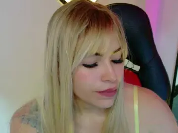 Ivypoison10  live sex cam
