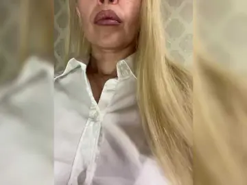 PATRICIA777  live sex cam