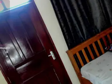 Paulacums  live sex cam