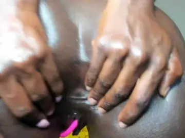 Paulacums  live sex cam