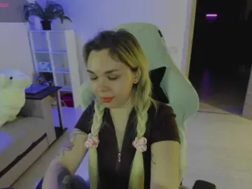 Hotbabatopp  live sex cam