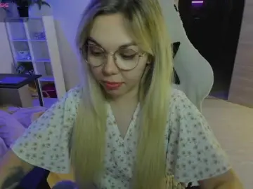 Hotbabatopp  live sex cam