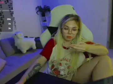 Hotbabatopp  live sex cam